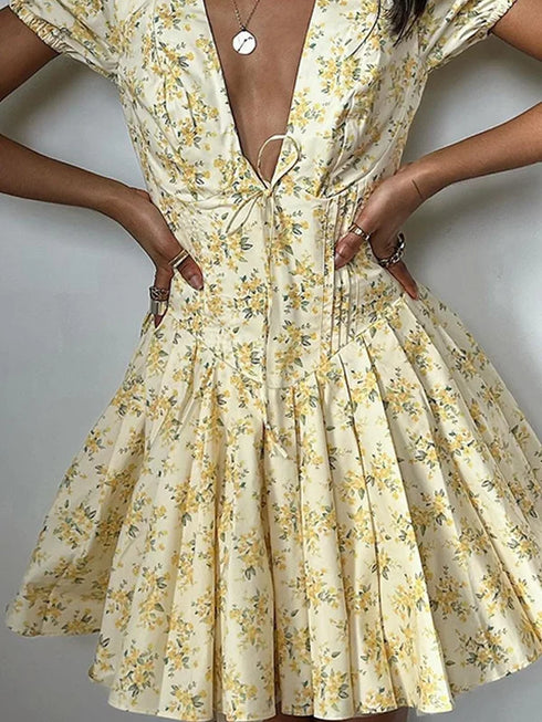 Vintage Floral Print Yellow Pleated Mini Dress Women Summer Puff Sleeve V Neck Party Beach Dresses Elegant Chic Y2K Vestidos