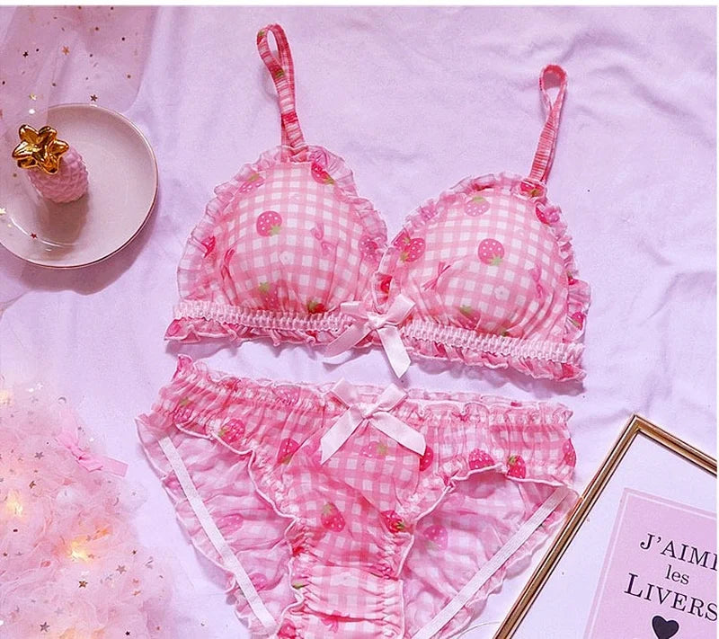 Cute Japanese Bras Briefs Underwear Set Lolita Girl Pink Plaid Flower Mesh Sexy Strawberry Print Bra & Panties Lingerie Set
