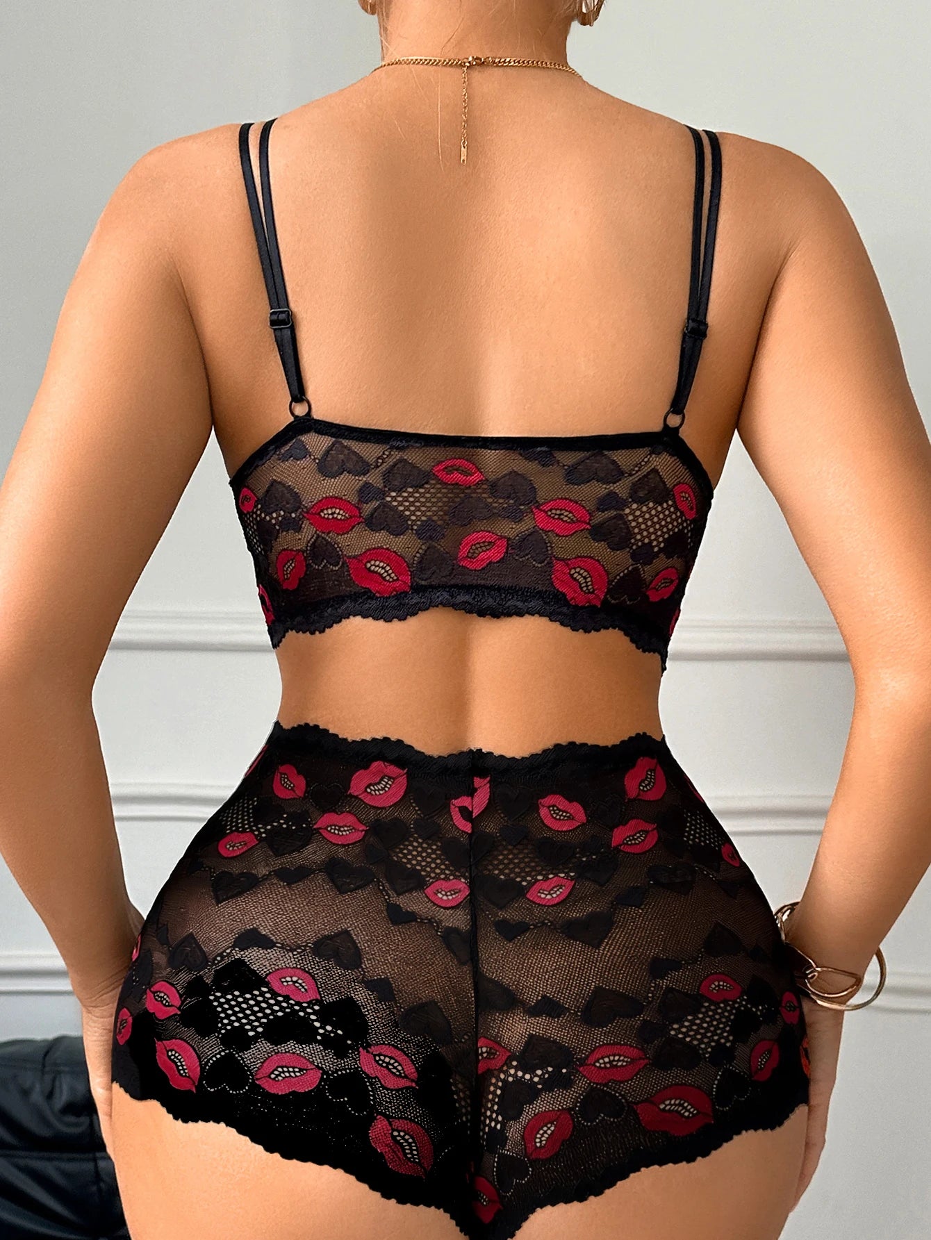 Sexy Lip Print Women's Underwear Set Hollow-Out Lace Unlined Bra Sexy Lingerie Set Thin Cup Wireless Sexy Bras and Sheer Panties Secondary image