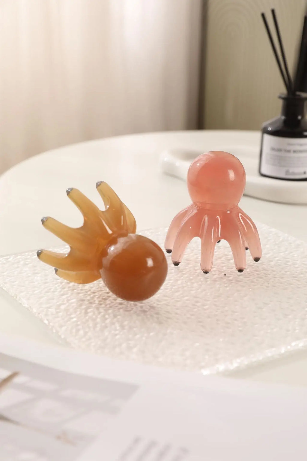 Resin Octopus Massage Comb Head Meridian Scraping Scalp Massage Brush Acupuncture SPA Gua Sha Massage Comb Fatigue Relief