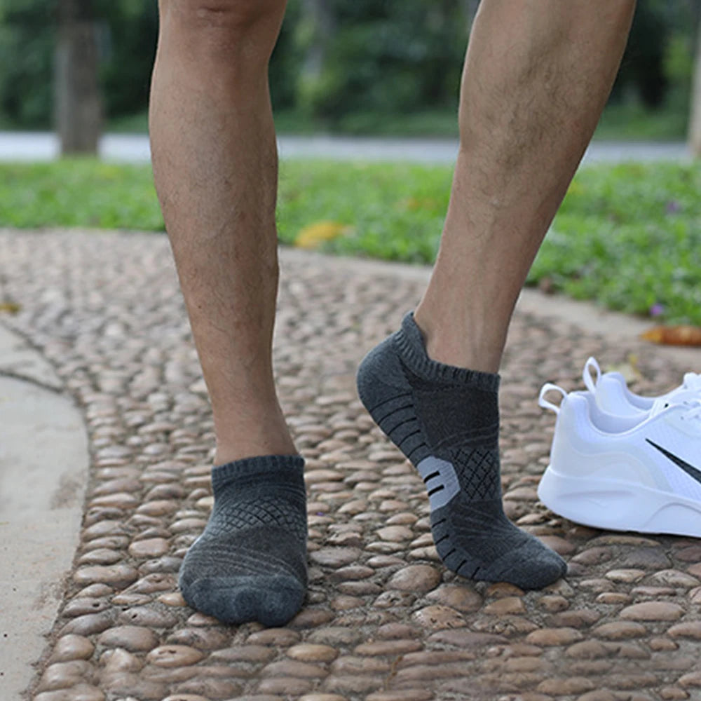 1 PAIRS Towel Bottom Hiking Socks Men Women Cotton Sock Short Running Sport Socks Breathable Deodorous Socks Plus Size EUR 35-50