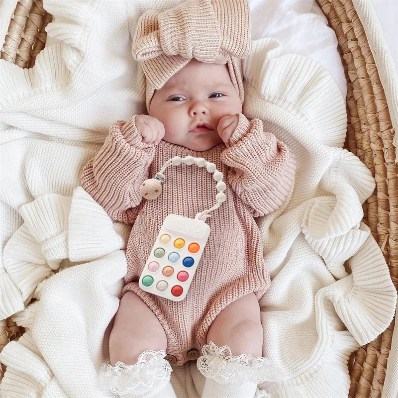 Baby Wooden Bear Phone Teether Toy Telephone Sleeping Pacifier Teething Flip Simulation Phone Toys Early Educational Toy Gifts