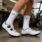 2026 New Anti Slip Silicone Summer Aero Socks Whiteline Cycling Socks Men Bicycle Sport Running Bike Socks Calcetines